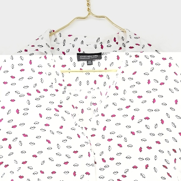 Jones New York Collection Lip Print Fun Long Sleeve Button Down Shirt P2967 - Picture 2 of 8